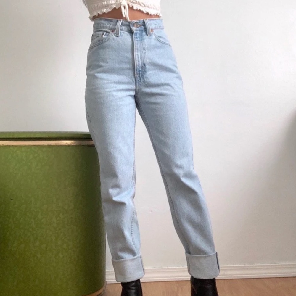 Vintage high rise light wash Levi’s
